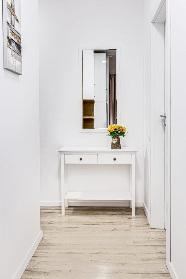 Ari Green Apartment Near Atrium Mall Arad Esterno foto